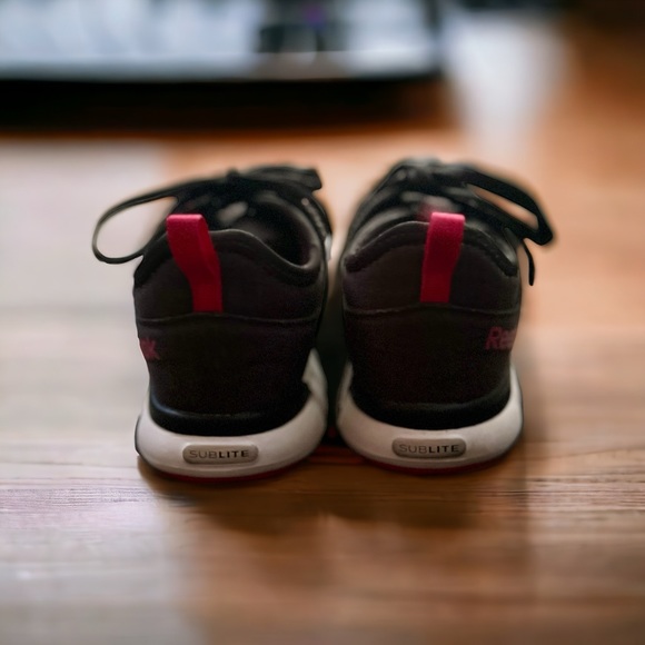 Reebok Women’s Sublite 2.0 Running Memory Foam Sneakers Size 6.5 US Black & Pink - Picture 6 of 12